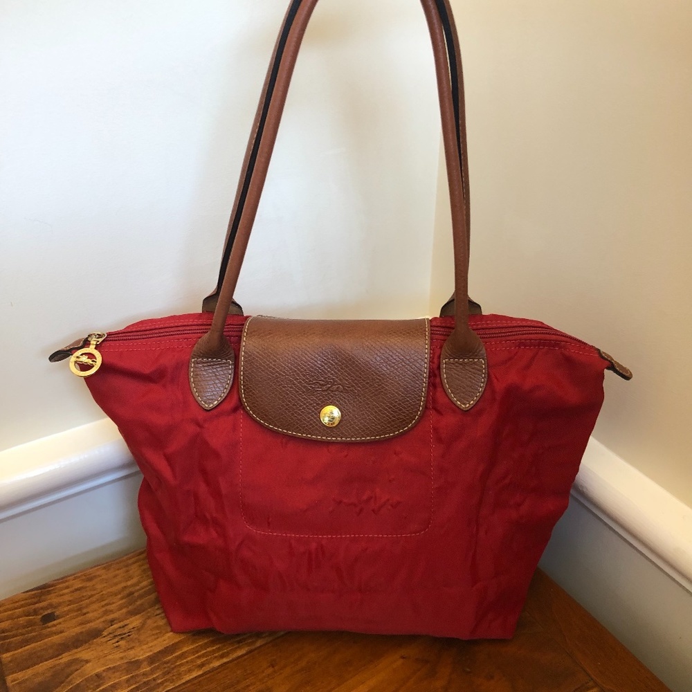 Red Longchamp tote